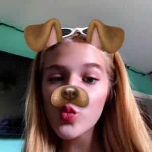 Meet your Posher, Mackaila